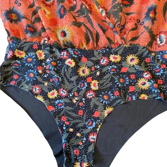 Zara Ruffle Floral Print Bodysuit Small - Picture 8 of 10